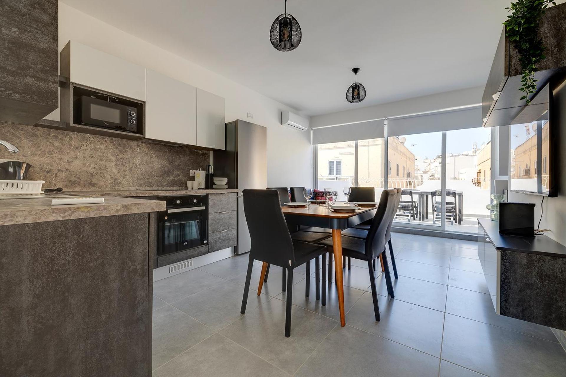 Stunning 2Br Holiday Penthouse In Central Sliema Exterior foto