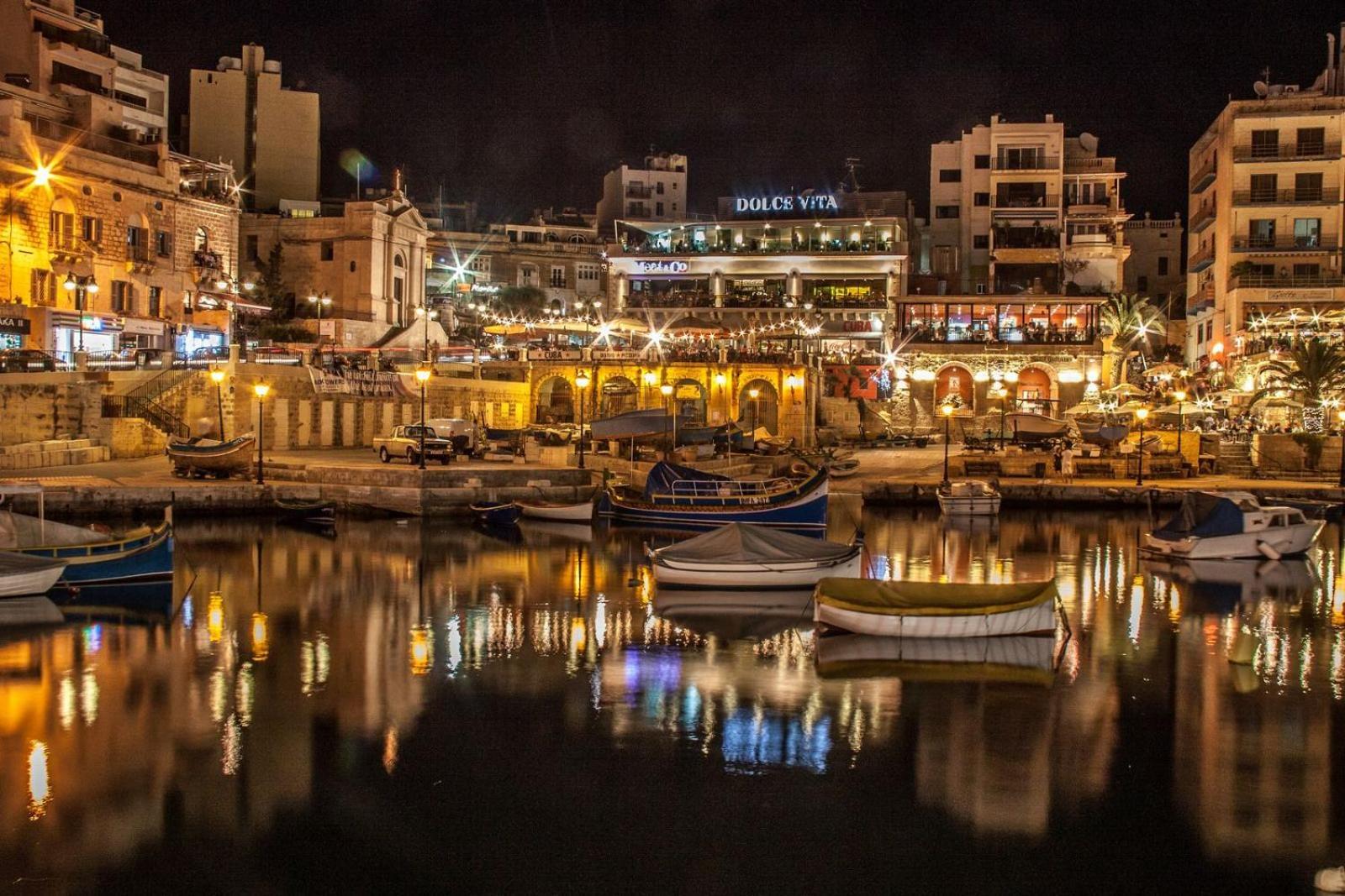 Stunning 2Br Holiday Penthouse In Central Sliema Exterior foto