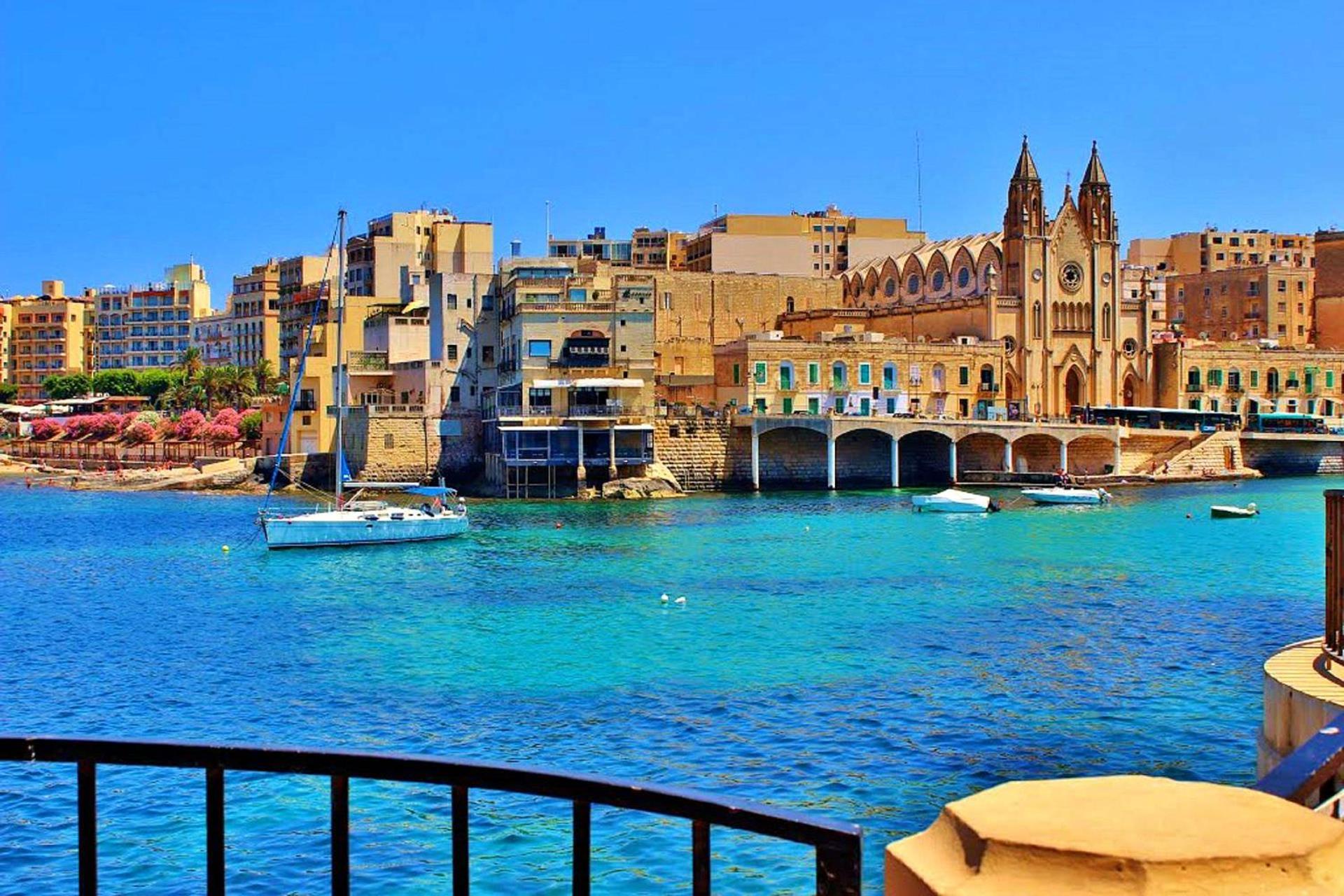 Stunning 2Br Holiday Penthouse In Central Sliema Exterior foto